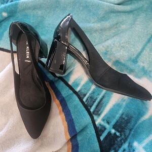 Anne Klein flex heels